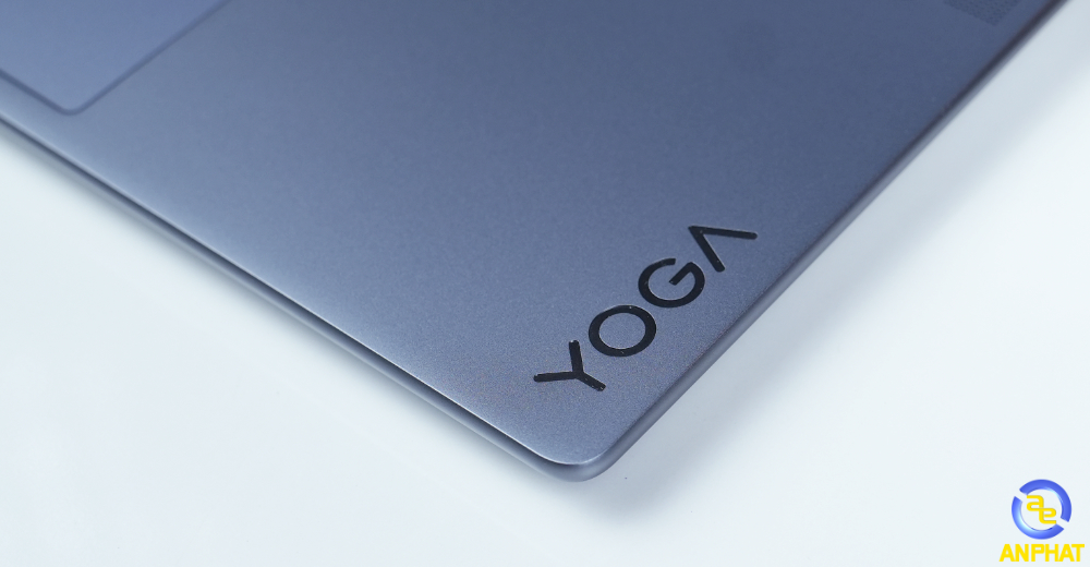 Laptop Lenovo Yoga Slim 7 14IPH11 83QM002FVN