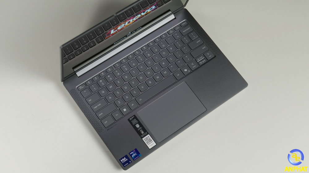 Laptop Lenovo IdeaPad Slim 5 14IPH11 83S5000DVN