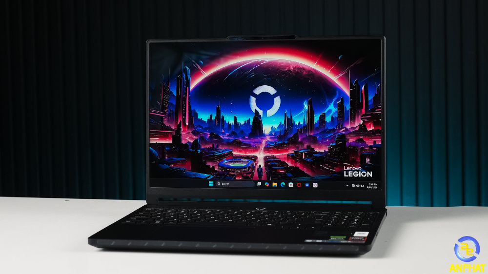 Laptop LENOVO Legion 5 15AHP11 83Q7001HVN