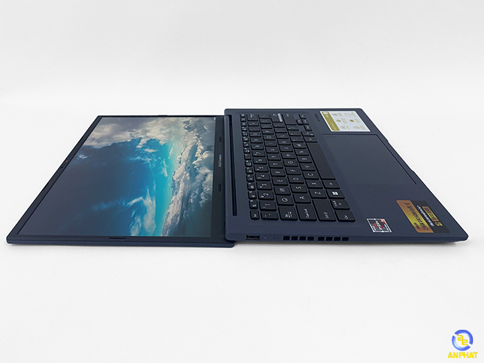 Laptop Asus Vivobook 14X M1403QA LY023W Ryzen 5 5600H 8 GB RAM