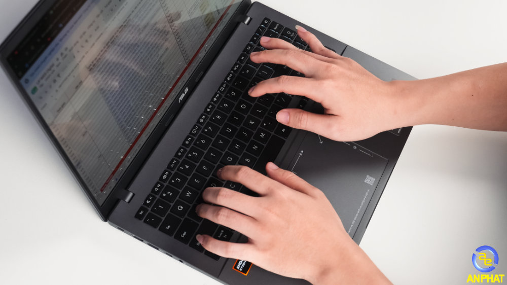 Laptop ASUS Vivobook S16 M3607HA-SH186W