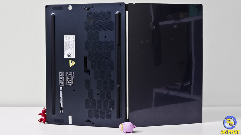 Laptop MSI Stealth 15M A11SDK 061VN - ANPHATPC.COM.VN