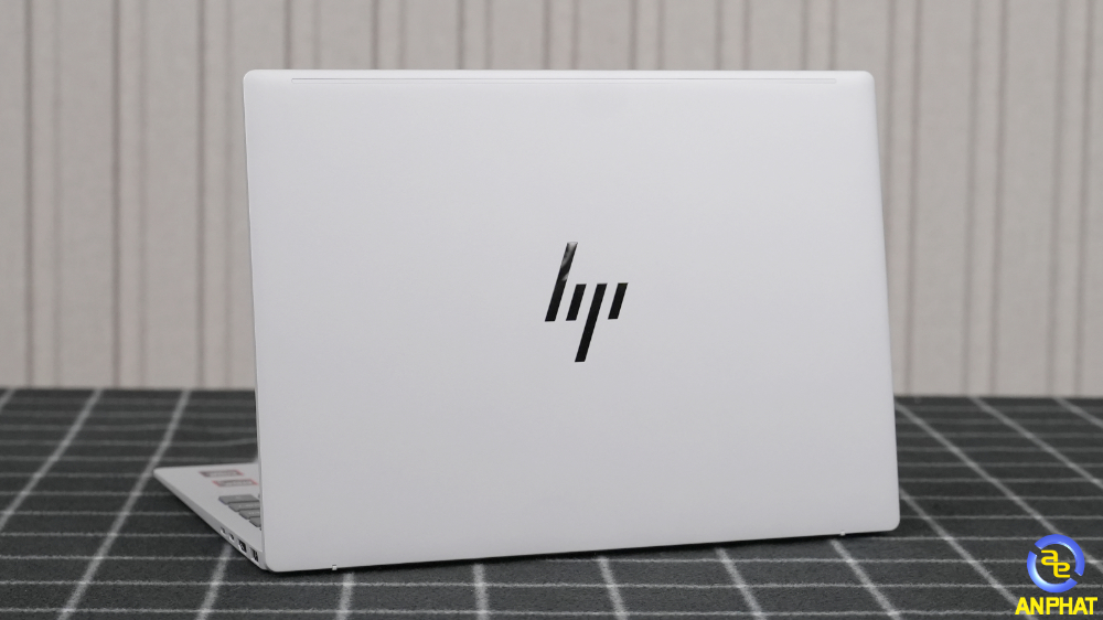 Laptop HP OmniBook 7 Aero 13-bg1083AU BZ7R9PA