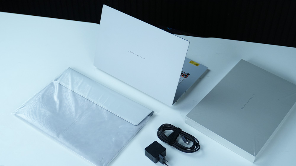 Laptop ASUS Zenbook S 16 UM5606GA-SS384WS 