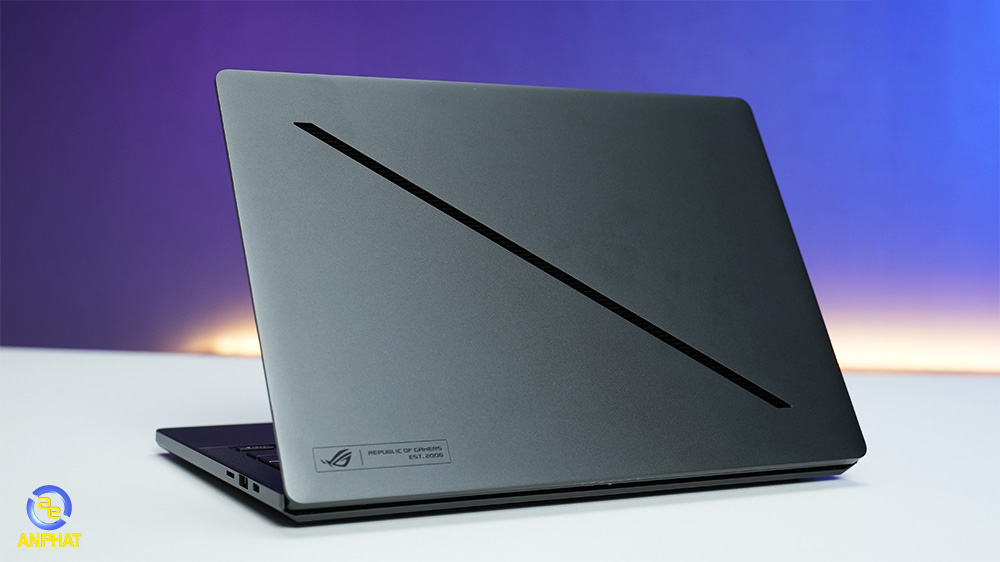 Laptop Asus Gaming ROG Zephyrus G14 GA403WR-QS103WS 