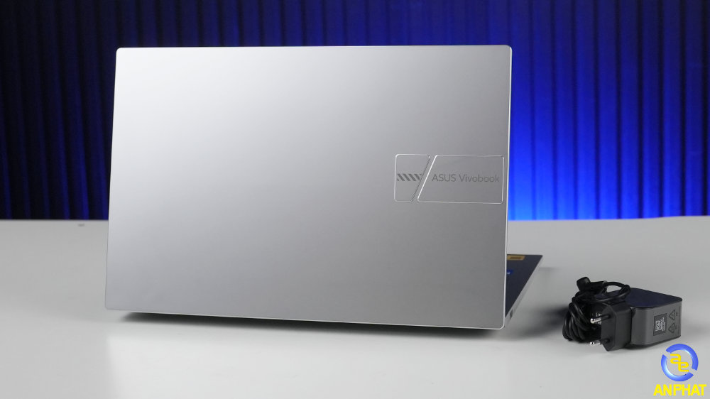 Laptop ASUS Vivobook X1404MA-EB028W