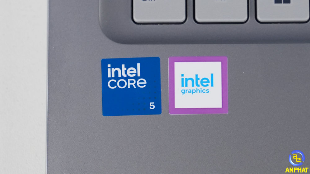 Laptop ASUS Vivobook X1404MA-EB028W