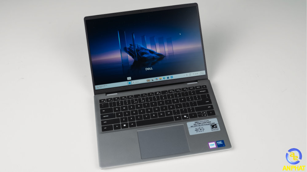 Laptop Dell Pro 14 Essential PV14250-150U-161TBW