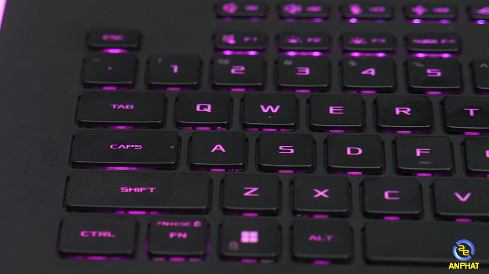 Laptop ASUS ROG Strix SCAR 18 G835LX-SA193W