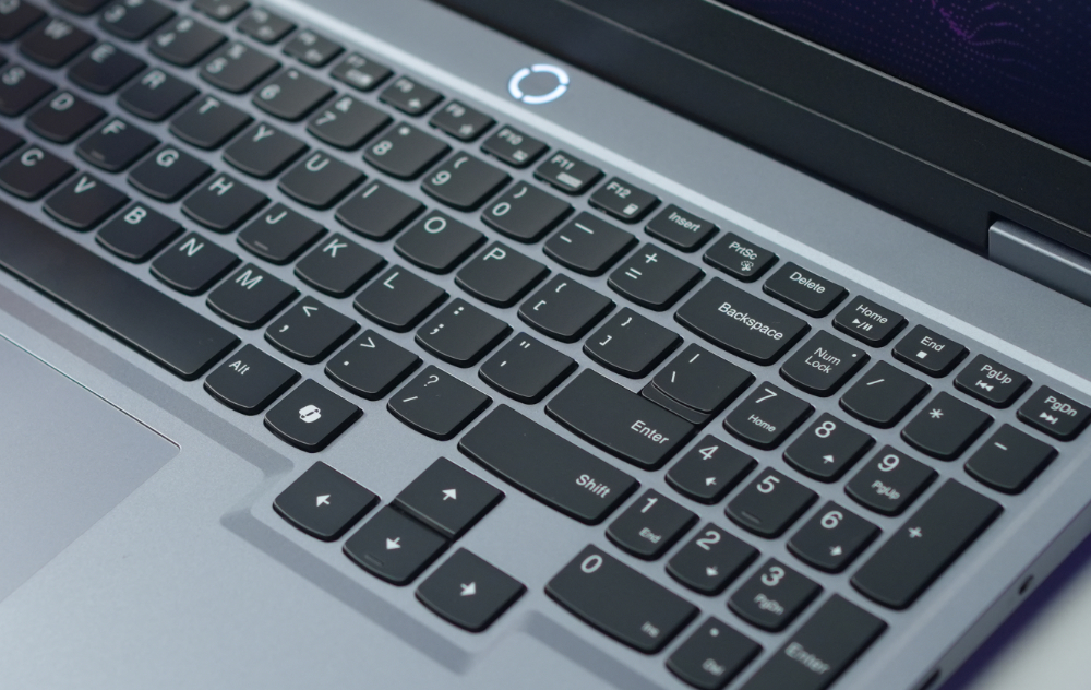 Laptop Lenovo LOQ 15ARP9 83JC00LVVN