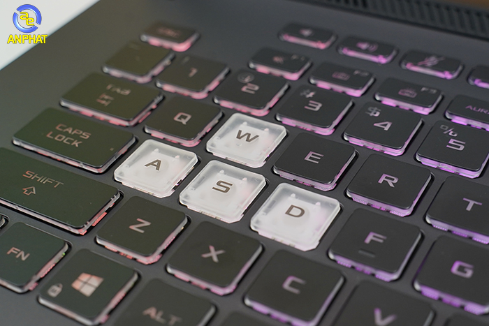Asus ROG Strix G15 G513QC-HN015T
