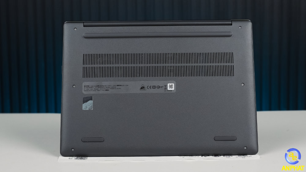 Laptop Lenovo IdeaPad Slim 3 14IWC11 83RQ002PVN