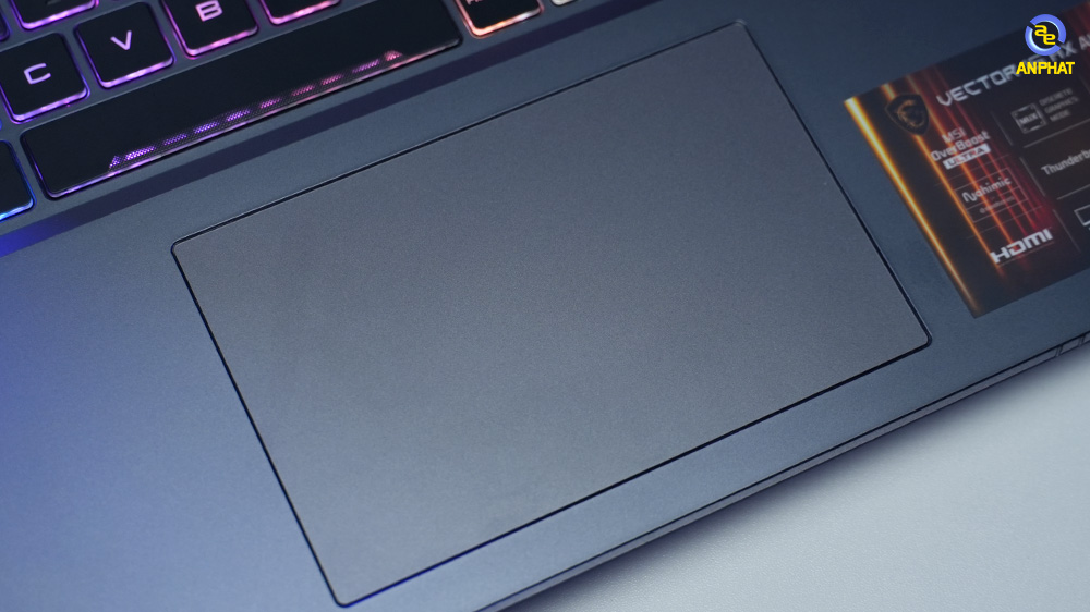 Laptop MSI Vector 16 HX AI A2XWHG 010VN