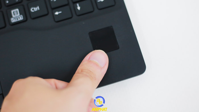 Laptop Fujitsu Lifebook U9311 (Core i5-1135G7 | 16GB | 512GB + 32GB Optane | Intel® Iris | 13.3 inch FHD | FreeDos | Đen) - ANPHATPC.COM.VN