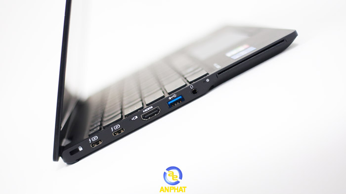 Laptop Fujitsu Lifebook U9311 (Core™ i7-1165G7 | 16GB | 1TB | Intel Iris Xe | 13.3 inch FHD | FreeDos | Đen) - ANPHATPC.COM.VN