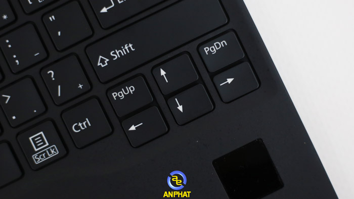 Laptop Fujitsu Lifebook U9311 (Core™ i7-1165G7 | 16GB | 1TB | Intel Iris Xe | 13.3 inch FHD | FreeDos | Đen) - ANPHATPC.COM.VN