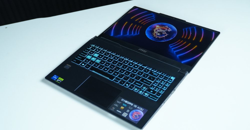 Laptop Gaming MSI Cyborg 15 A13UC-2088VN