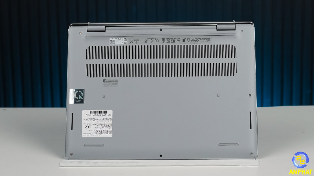 Laptop Dell 14 DC14255 R7165W11SLU