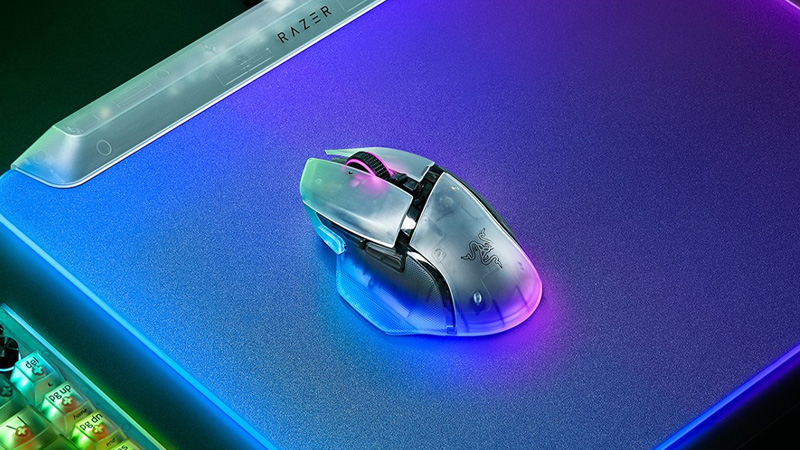 Chuột Razer Basilisk V3 Pro 35K Phantom White Edition