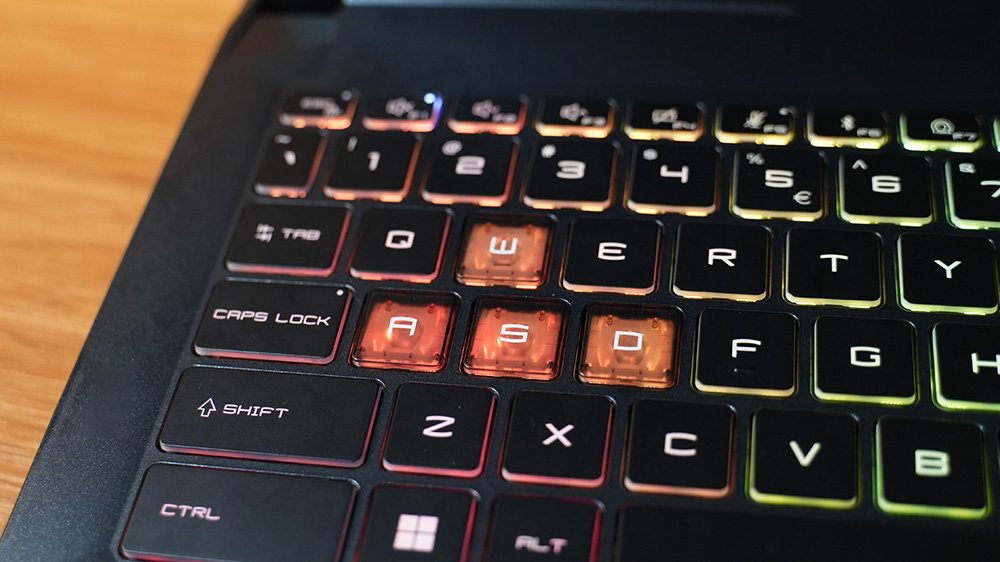 Laptop Gaming MSI Cyborg 15 AI A1VEK-245VN