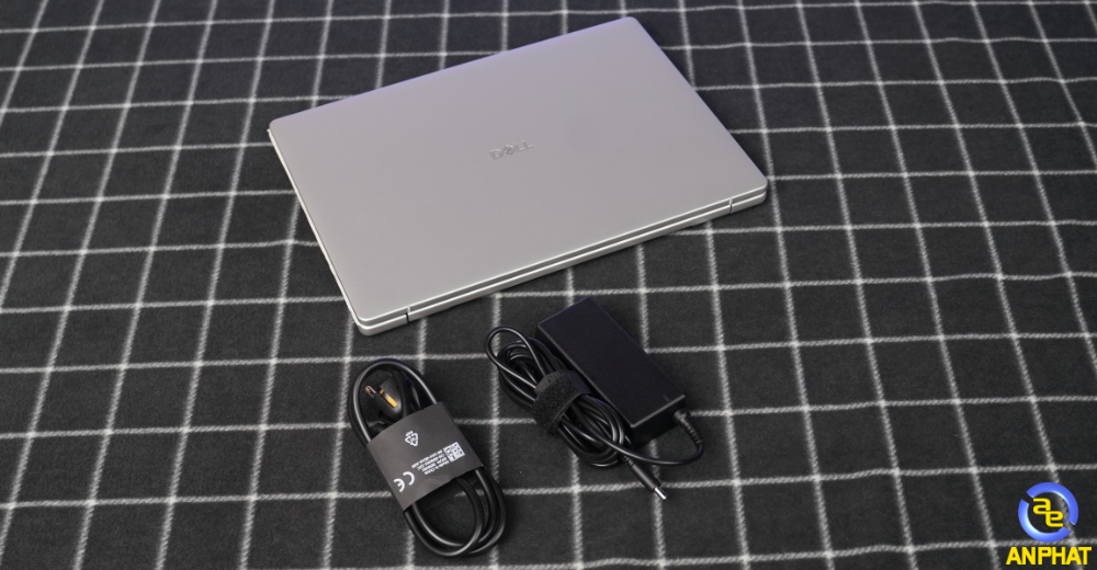 Dell Pro 14 Essential PV14250-71092352
