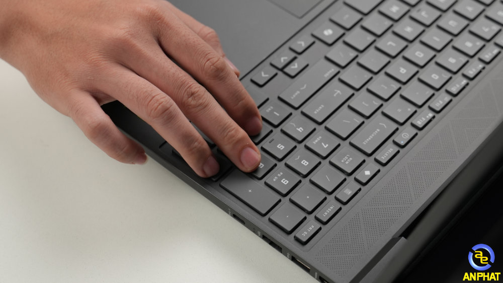 Laptop HP VICTUS 15-fb3116AX BX8U4PA