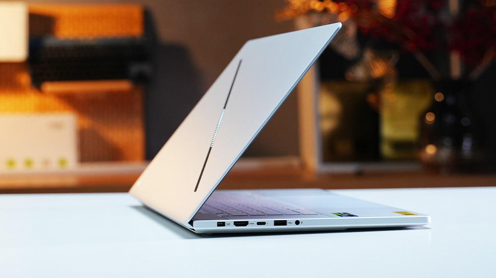 Laptop ROG Zephyrus G16 GU605CR-QR265WS