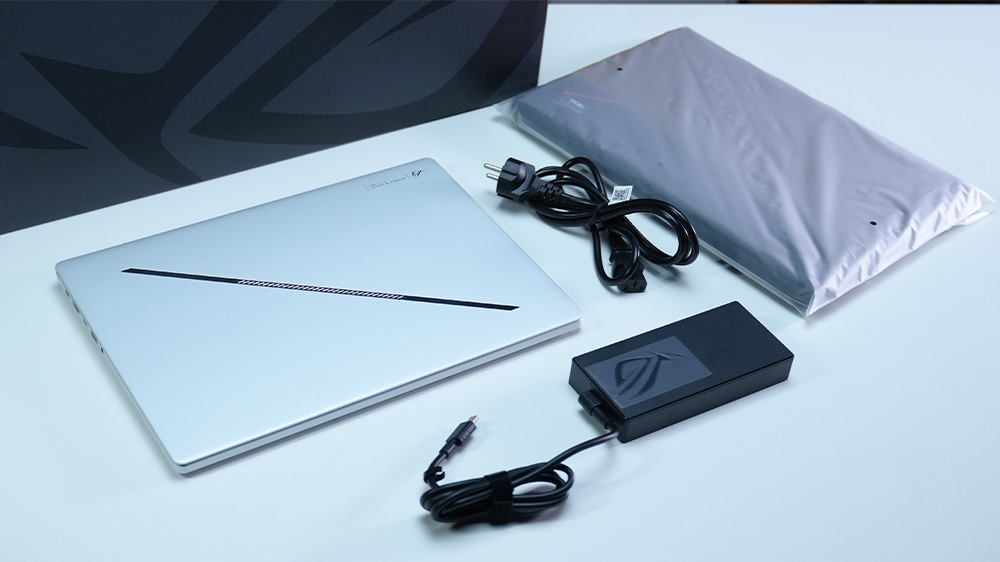 Laptop ROG Zephyrus G16 GU605CR-QR265WS