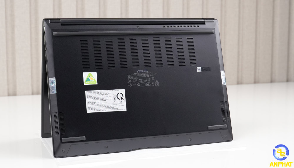 Laptop ASUS Zenbook 14 UM3406GA-QD075W