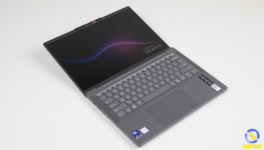 Laptop Lenovo IdeaPad Slim 3 14IPH11 83UQ000JVN