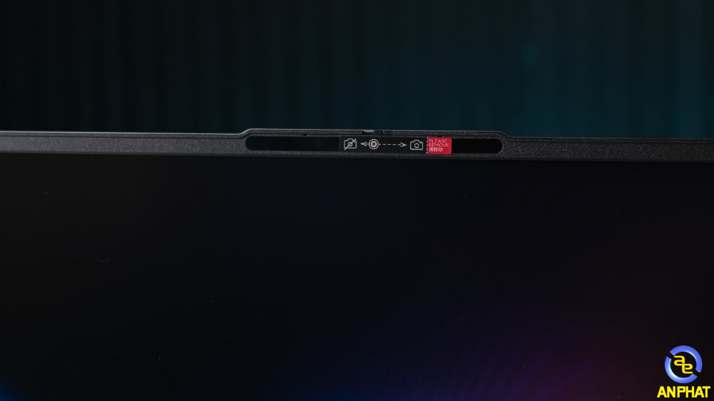 Laptop Lenovo IdeaPad Slim 3 16IPH11 83US003YVN