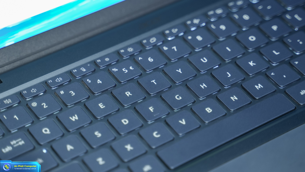 Laptop ACER Swift AI SF14-51-75VP NX.J2KSV.001 