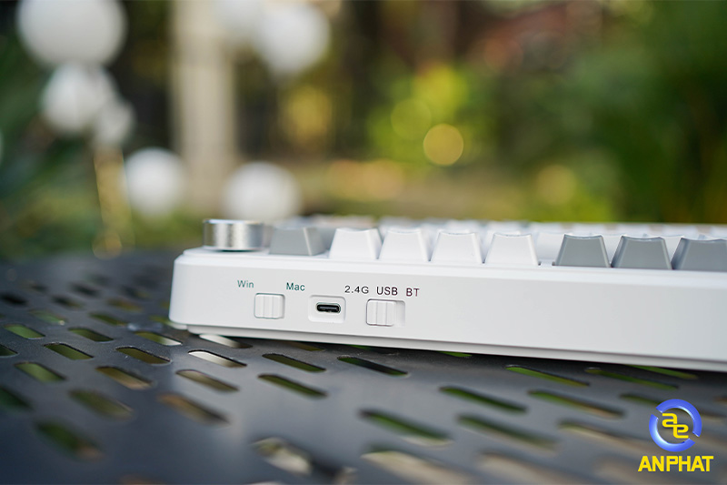 Bàn phím cơ E-DRA EK375W White 