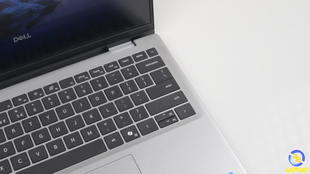 Laptop Dell 14 DC14250 C7U161W11SLU