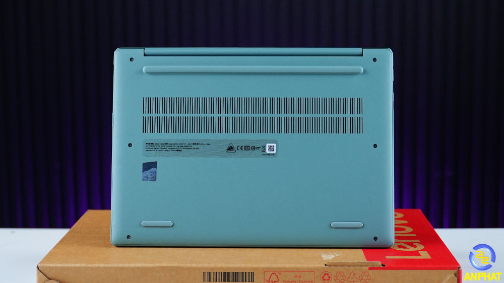 Laptop Lenovo IdeaPad Slim 3 14IPH11 83UQ006TVN