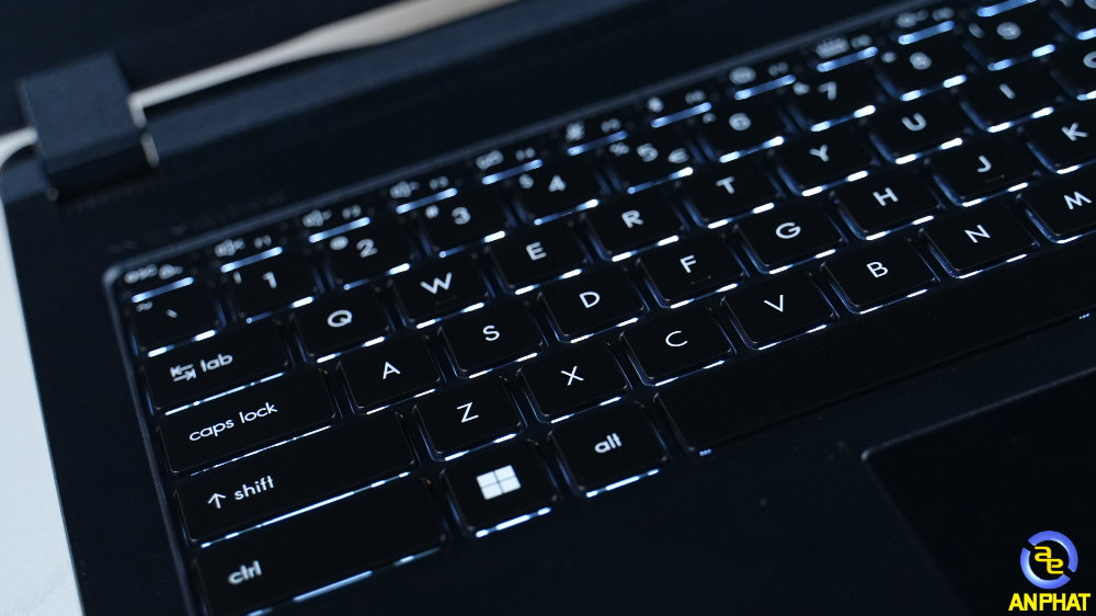 Laptop MSI Cyborg 15 C13WEO-417VN
