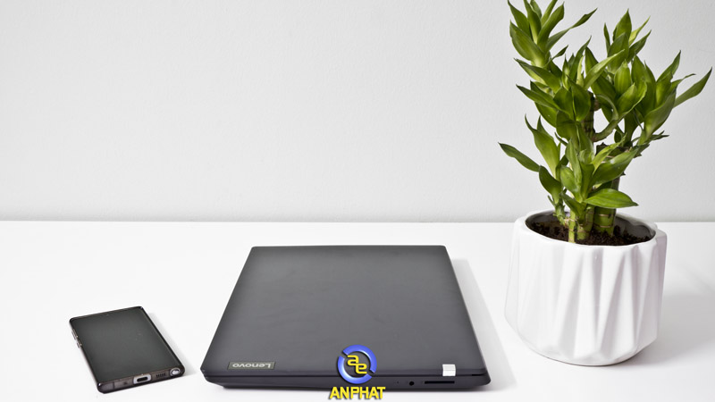 Laptop Lenovo V14-IIL 82C400W8VN - ANPHATPC.COM.VN