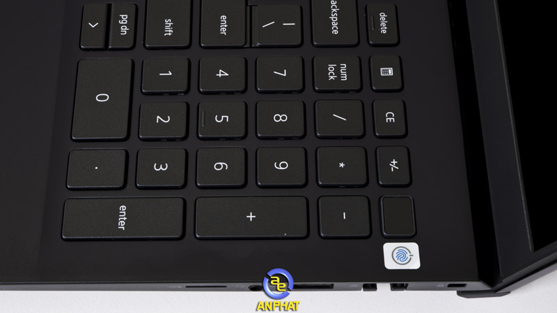 Laptop Dell Vostro 5502 V5502A P102F002V5502A - ANPHATPC.COM.VN