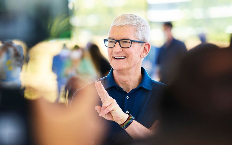 Tim Cook đến Việt Nam: chờ ngày Apple Store chính thức mở cửa