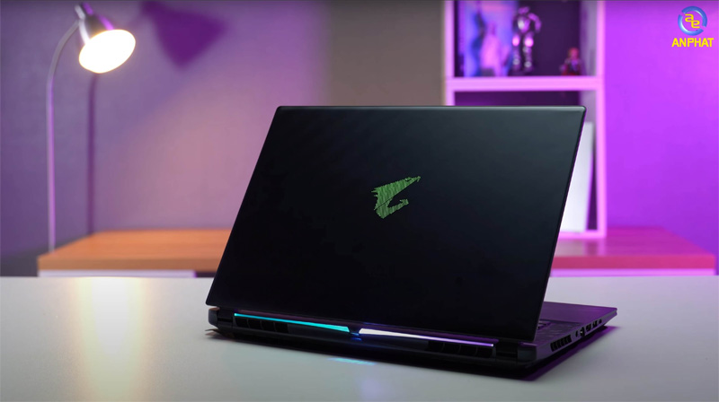 Review MSI Crosshair 16 HX AI D2XWFKG-036VN: Quái thú gaming chuẩn AI thế hệ mới