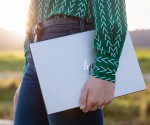 HP Envy 13 - chiếc laptop khiến người khác không thể rời mắt