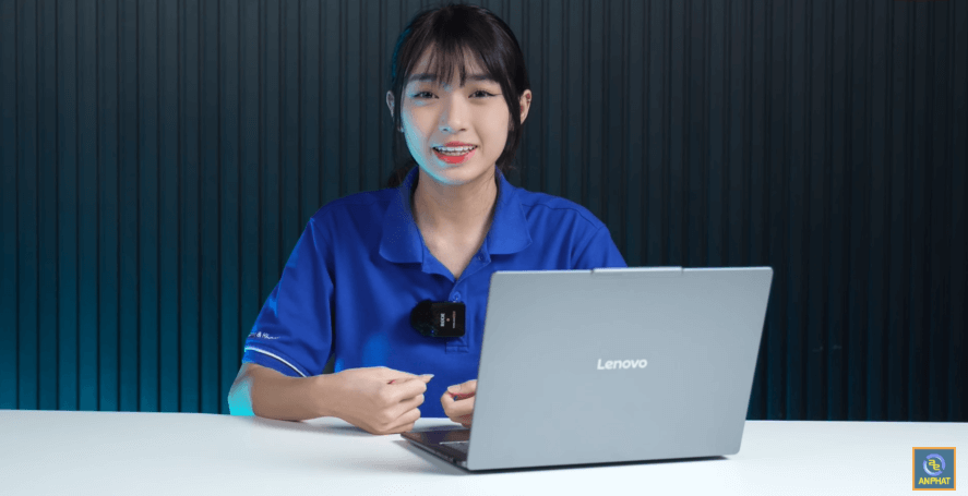 Review Laptop Lenovo Yoga Slim 7 14ILL10 (Core Ultra 5) - 