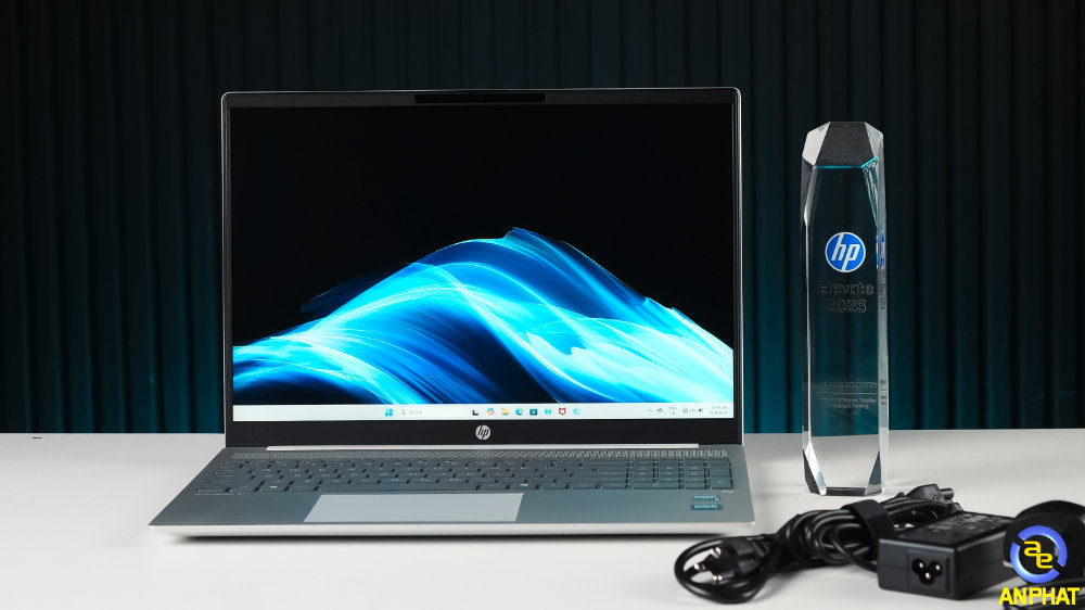 Review Laptop HP OmniBook 5 16-ag1068AU BZ7T0PA: Ryzen AI mạnh mẽ - Màn hình cảm ứng 16 Inch tiện lợi