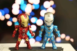 Đồ chơi tượng Iron Man