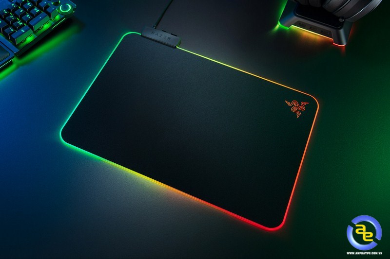 Bàn di chuột Razer Firefly V2